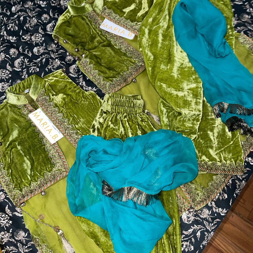 Suit Green : Maria B. Kids - Picture 4 of 8